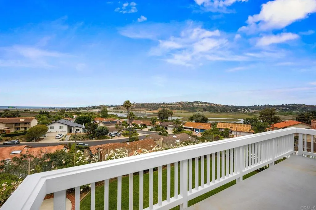 https://cdn.realtyfeed.com/cdn/127/306518287/05a944057a10d7cf1b209cc9f88a6e41.webp