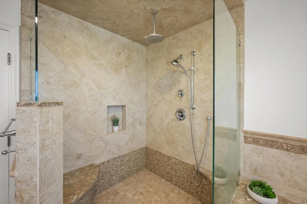 https://cdn.realtyfeed.com/cdn/127/306518287/4f722d1ea1b775c608dcbfafb5545ada.webp