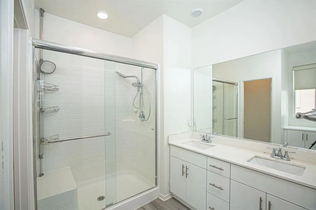 Photo #26: PTP2506188 Listing: Photo #26