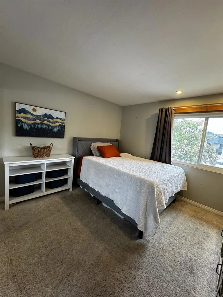 https://cdn.realtyfeed.com/cdn/127/306518309/47bf260006cfb3f744e34b84655a0bc1.webp