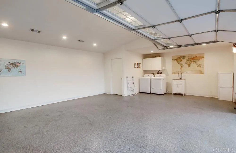 https://cdn.realtyfeed.com/cdn/127/306518310/adef0900c33913b784e567d77d2c7b5b.webp
