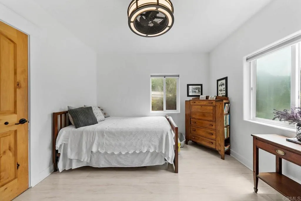 https://cdn.realtyfeed.com/cdn/127/306518313/5bce6f5e3920a8c5358814b236db7d86.webp