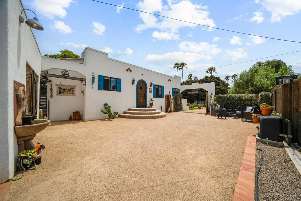 https://cdn.realtyfeed.com/cdn/127/306518313/5bf1c7f9787127ff7074999679e49356.webp