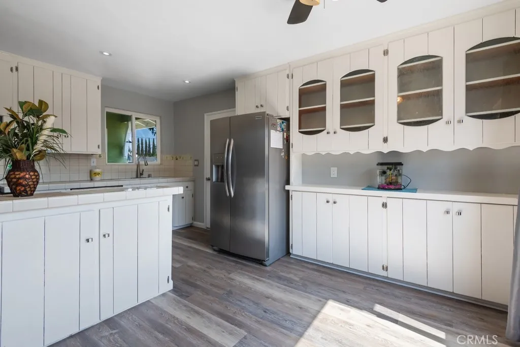 https://cdn.realtyfeed.com/cdn/127/306518315/446dc06fb845a18dc5f7c9b9cece2abc.webp