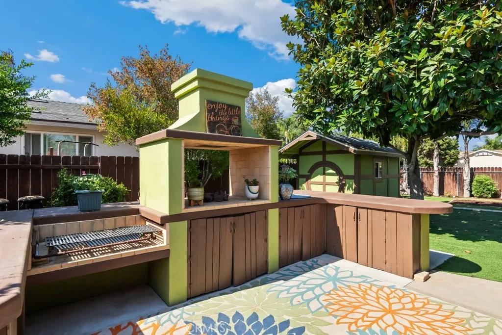 https://cdn.realtyfeed.com/cdn/127/306518315/943446f657edf31de41ff8c9e7fae971.webp