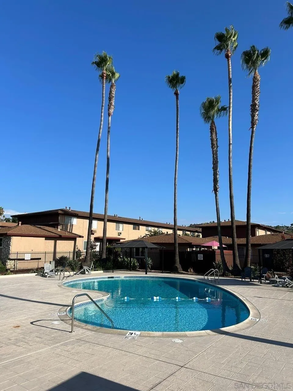 https://cdn.realtyfeed.com/cdn/127/306518327/21d5b9a5496659dd273fa1b9cb0ead32.webp