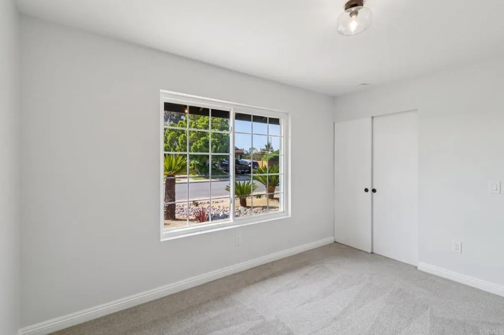 https://cdn.realtyfeed.com/cdn/127/306518329/e7db6b48b9e9b959ee228dba14d5716e.webp