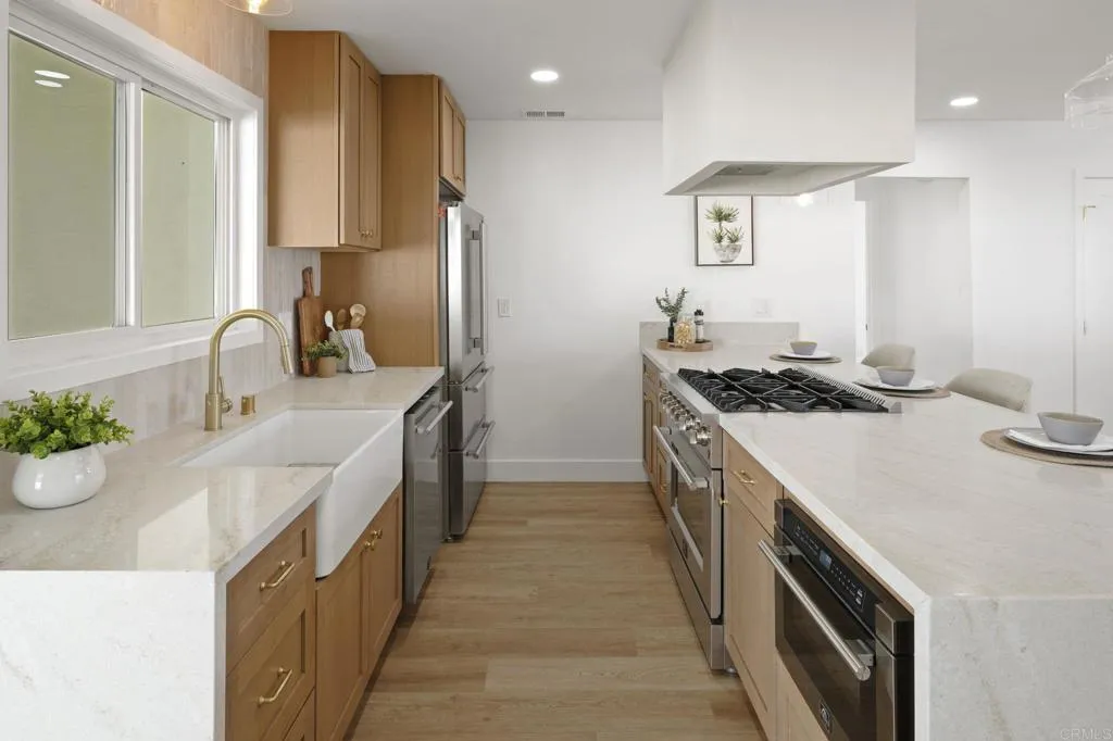 Photo #8: PTP2506192 Listing: Photo #8