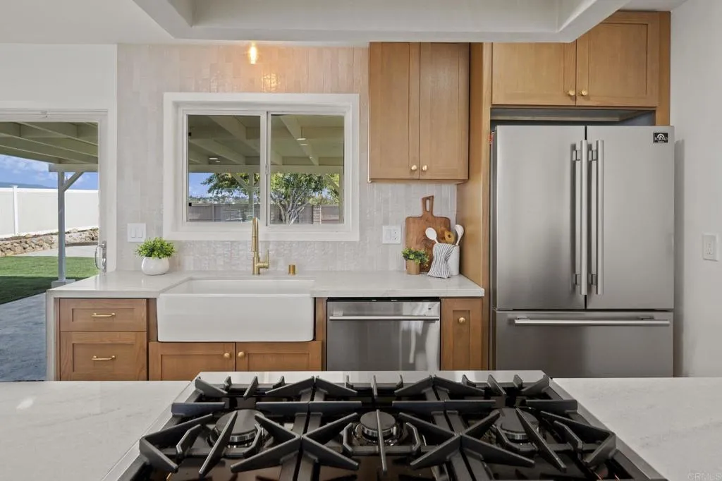 Photo #2: PTP2506192 Listing 