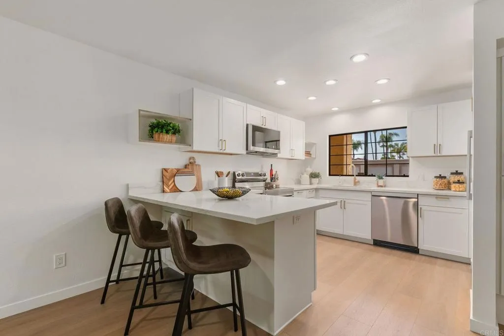 https://cdn.realtyfeed.com/cdn/127/306518400/00460db9a6538e28efb66480363956e8.webp