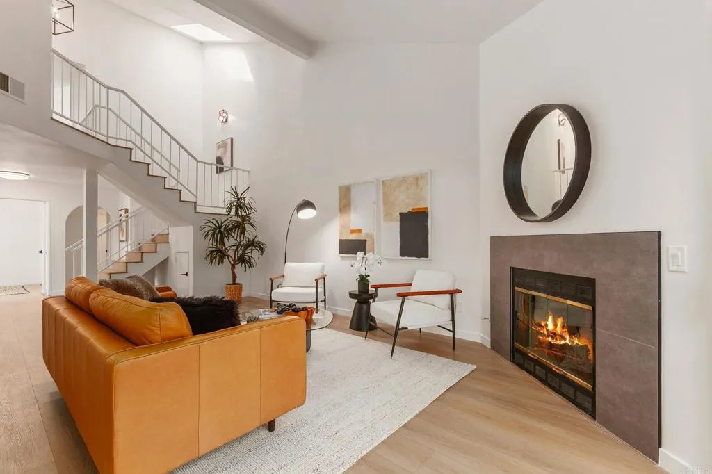 https://cdn.realtyfeed.com/cdn/127/306518400/1a643e0374cc35e16fe08bcd6f769ea6.webp