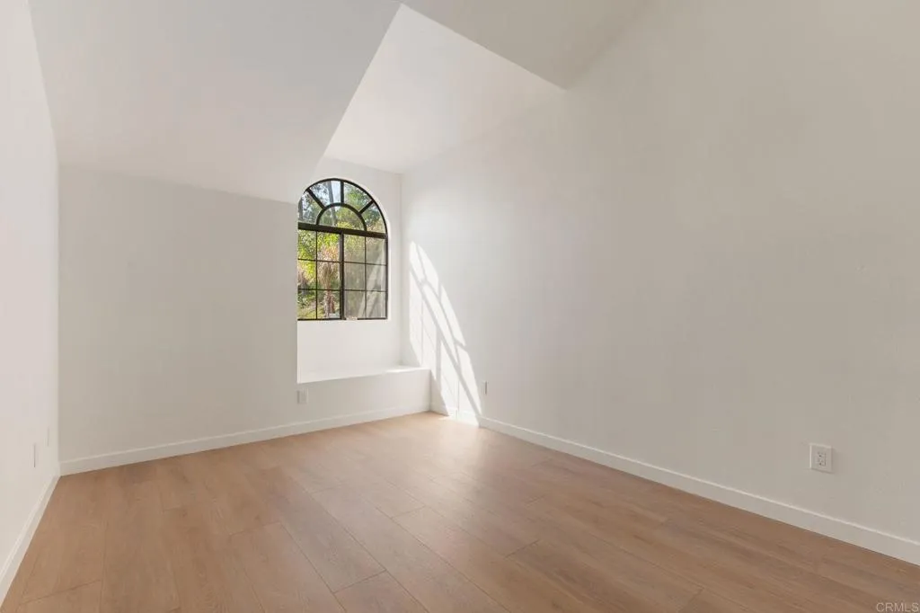 https://cdn.realtyfeed.com/cdn/127/306518400/76c72103b1a9036f3f97e61756d8c1c9.webp