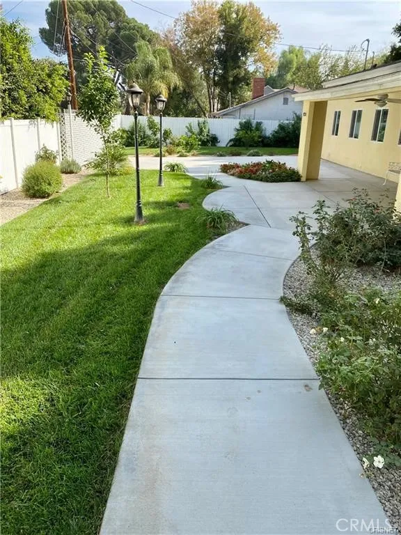 19238 Arminta, Reseda, CA, 91335