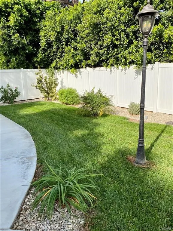 19238 Arminta, Reseda, CA, 91335