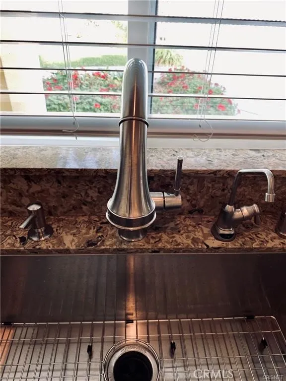 19238 Arminta, Reseda, CA, 91335