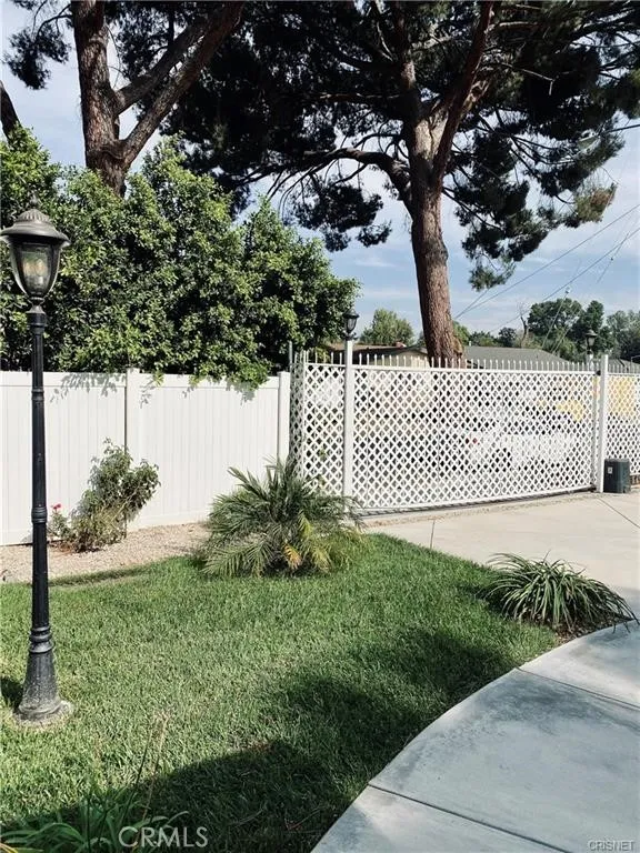 19238 Arminta, Reseda, CA, 91335