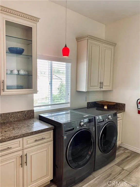 19238 Arminta, Reseda, CA, 91335