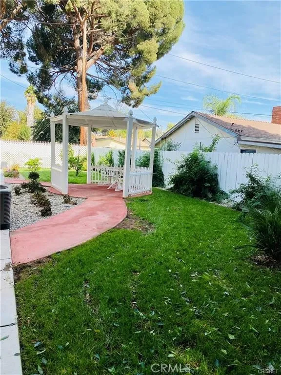 19238 Arminta, Reseda, CA, 91335