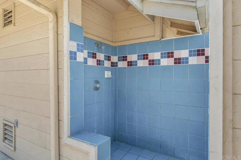 https://cdn.realtyfeed.com/cdn/127/306518441/c88e4f8882f39827b33381513810c8d2.webp