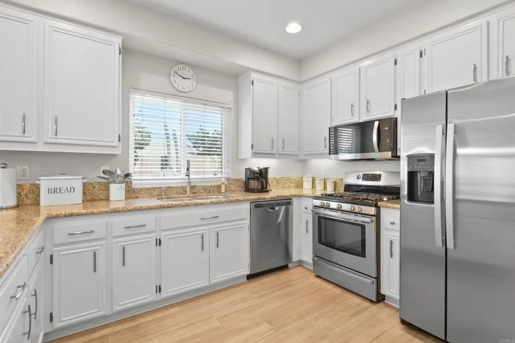 https://cdn.realtyfeed.com/cdn/127/306518447/2722ecc91d3f329b9b0d2342e134ad95.webp
