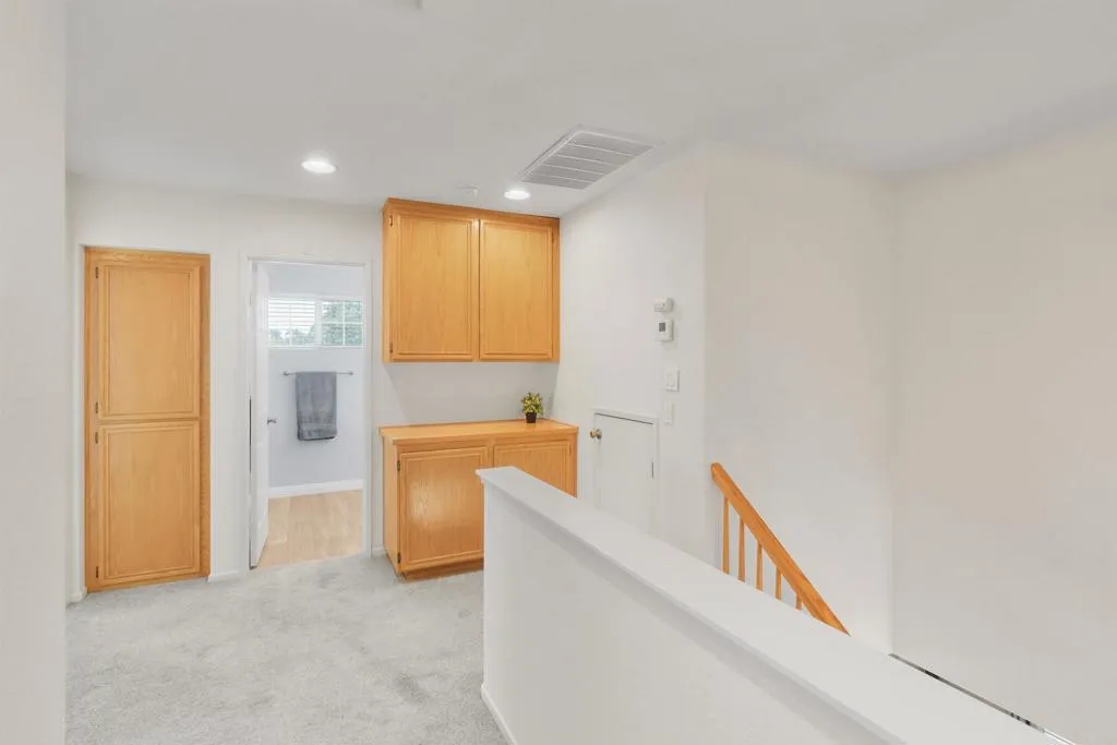 https://cdn.realtyfeed.com/cdn/127/306518447/48bf1e3b1d24a559167eae7d0a954115.webp