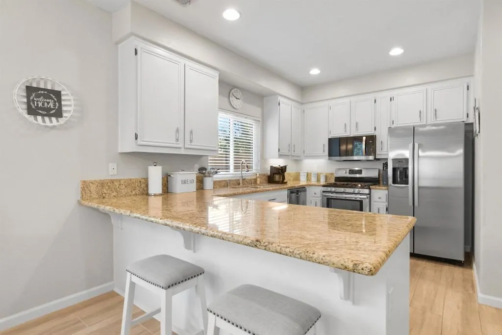 https://cdn.realtyfeed.com/cdn/127/306518447/9148e1076420a1c16fb2550d1c6f7288.webp