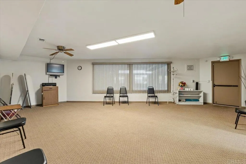 https://cdn.realtyfeed.com/cdn/127/306518450/0ca56d3c8b158c159de8d2a4cccaeeaf.webp