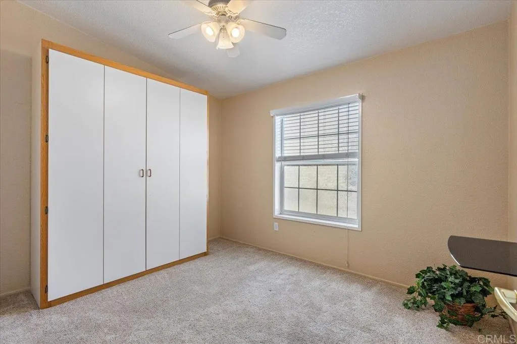 https://cdn.realtyfeed.com/cdn/127/306518450/f6a6ede478ff7e22ac6f5ff9b498b71c.webp