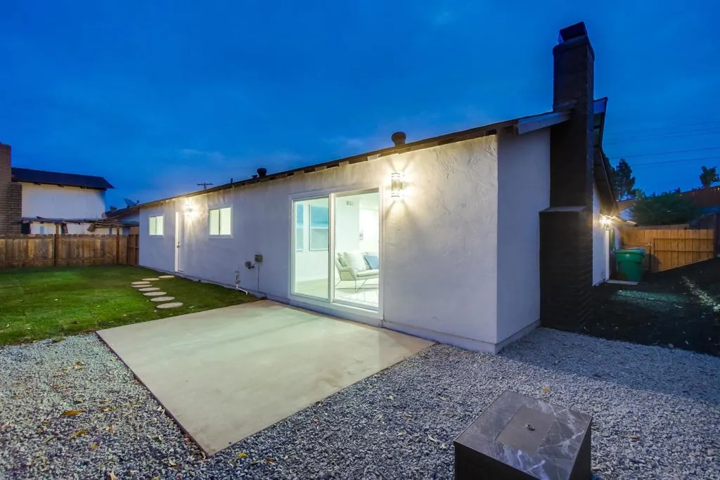 https://cdn.realtyfeed.com/cdn/127/306518459/aa03103c8cec6845dc73757cd0addc9d.webp