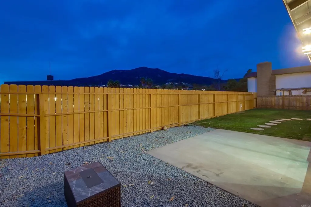 https://cdn.realtyfeed.com/cdn/127/306518459/d45316a84f35fb3e9d23218a989e39ba.webp