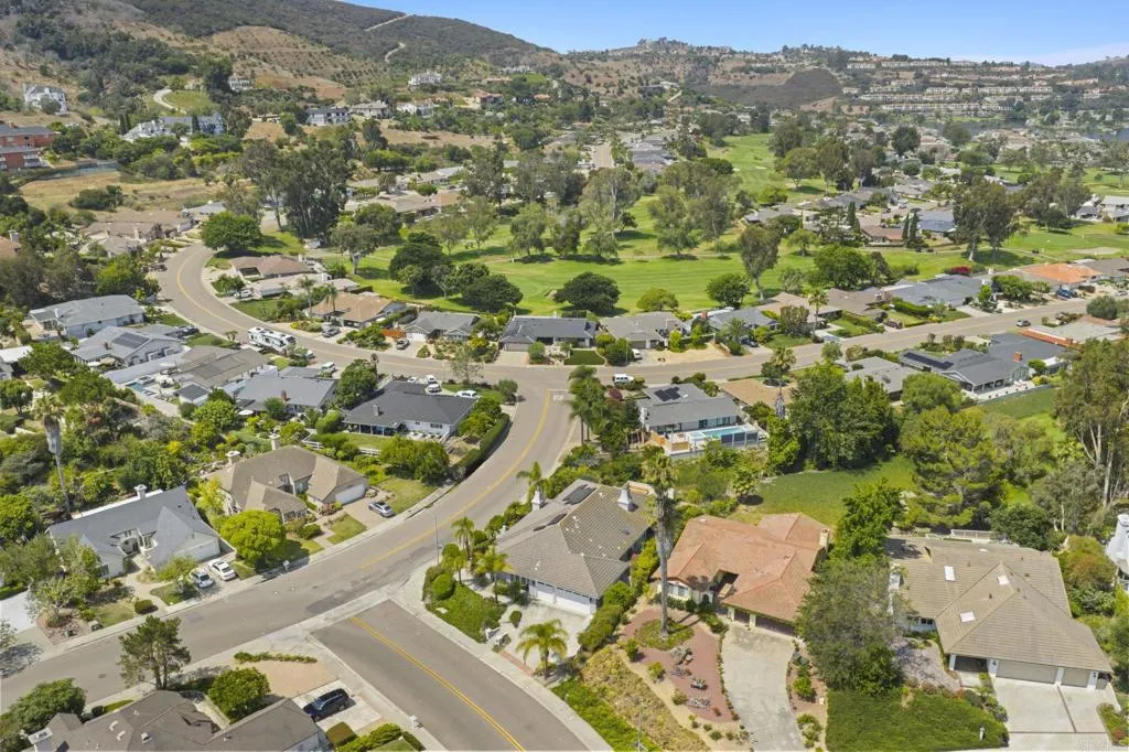 https://cdn.realtyfeed.com/cdn/127/306518490/baff1d7be53e306e75a3eea12a91748f.webp