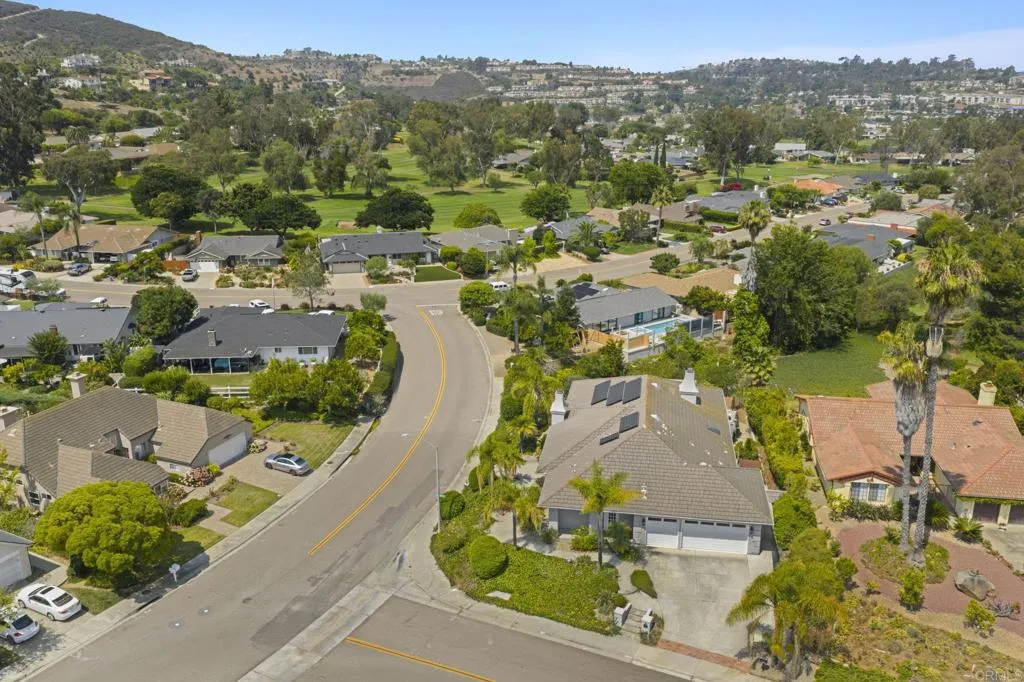 https://cdn.realtyfeed.com/cdn/127/306518490/dbb63f49bab389bd2b7b55898da048db.webp