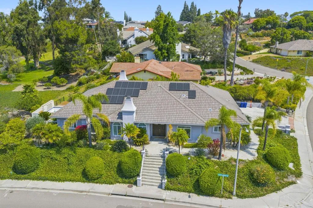 https://cdn.realtyfeed.com/cdn/127/306518490/dc4069c75498fd28f7e6b0bc36417cdf.webp