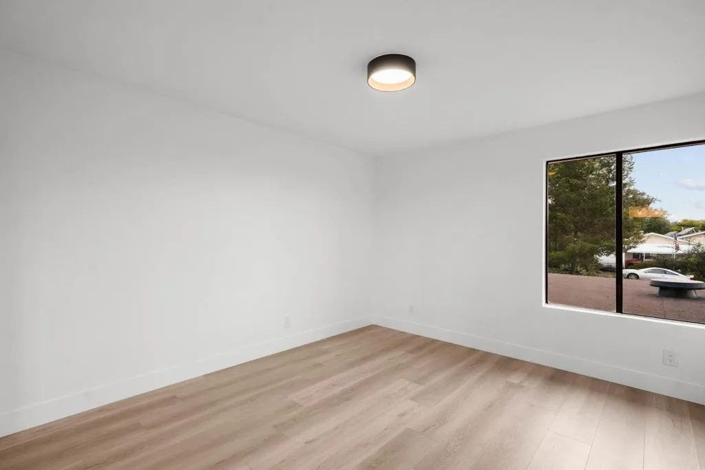 https://cdn.realtyfeed.com/cdn/127/306518492/1bb455da47fd307eaa8ba89062cb4aa6.webp