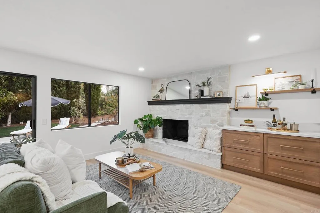 https://cdn.realtyfeed.com/cdn/127/306518492/a8ec4f2d4210194dc0411e0d209f8193.webp