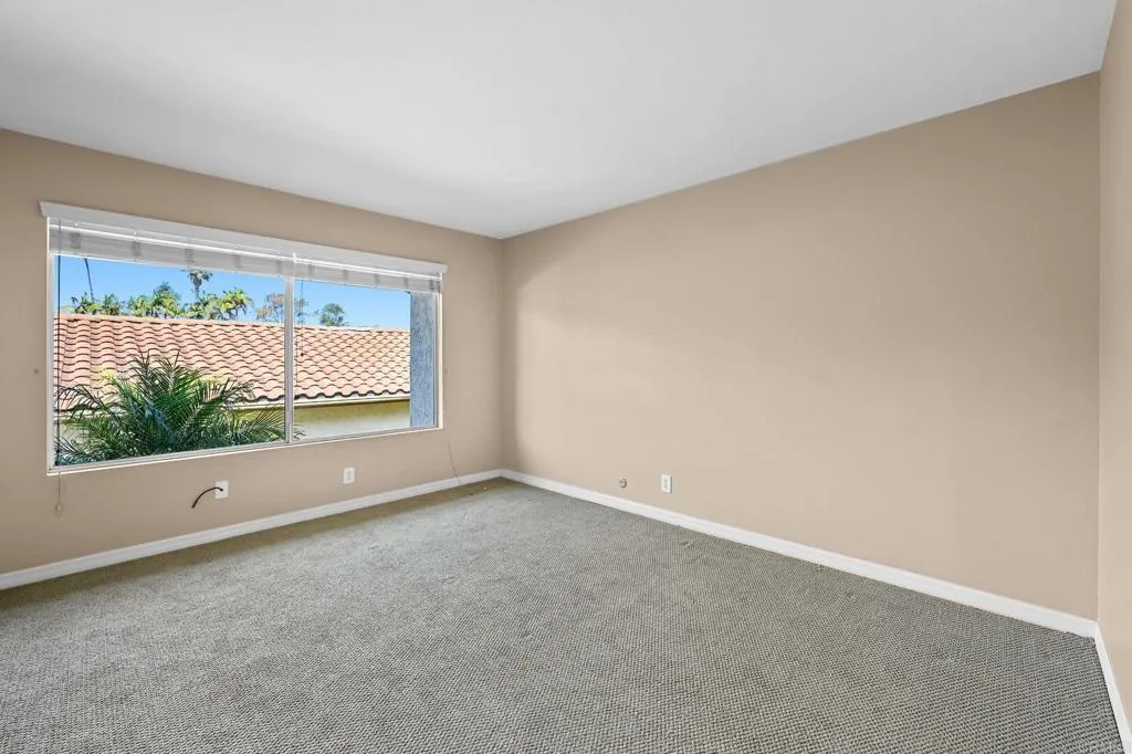 https://cdn.realtyfeed.com/cdn/127/306518525/894faca14f402cc4e0ac7107933540cf.webp