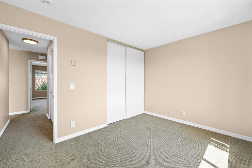 https://cdn.realtyfeed.com/cdn/127/306518525/e2dd80ca812e7c66743a59d747c52e2b.webp