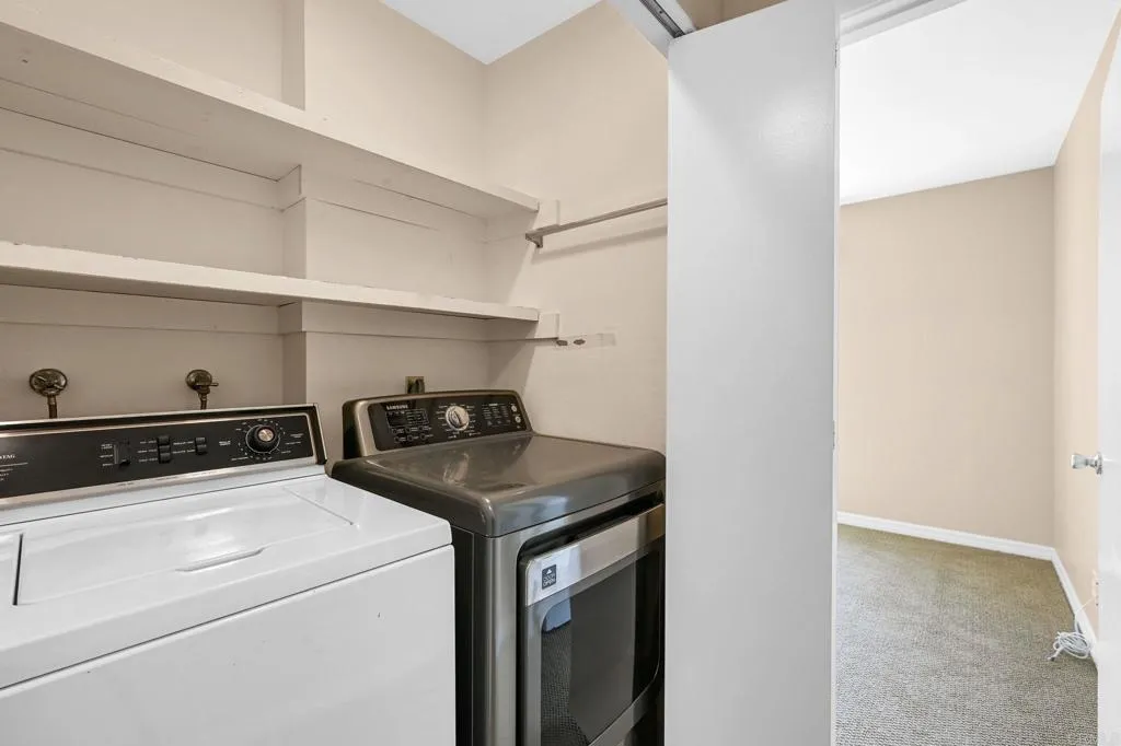 https://cdn.realtyfeed.com/cdn/127/306518525/f39d72eff71916ca32a8bf34e87a331d.webp