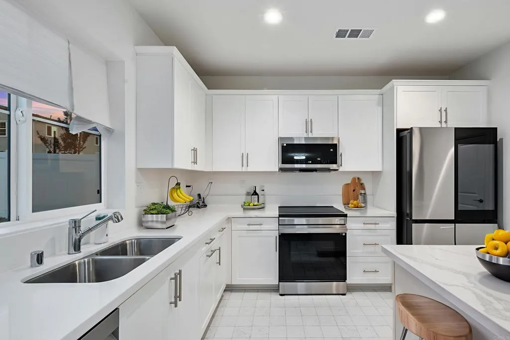 https://cdn.realtyfeed.com/cdn/127/306518548/48642da012e74fe138175043bcb3a4cc.webp
