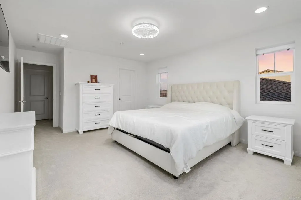 https://cdn.realtyfeed.com/cdn/127/306518548/9ab7f445b3b887913c4653561b71bafa.webp