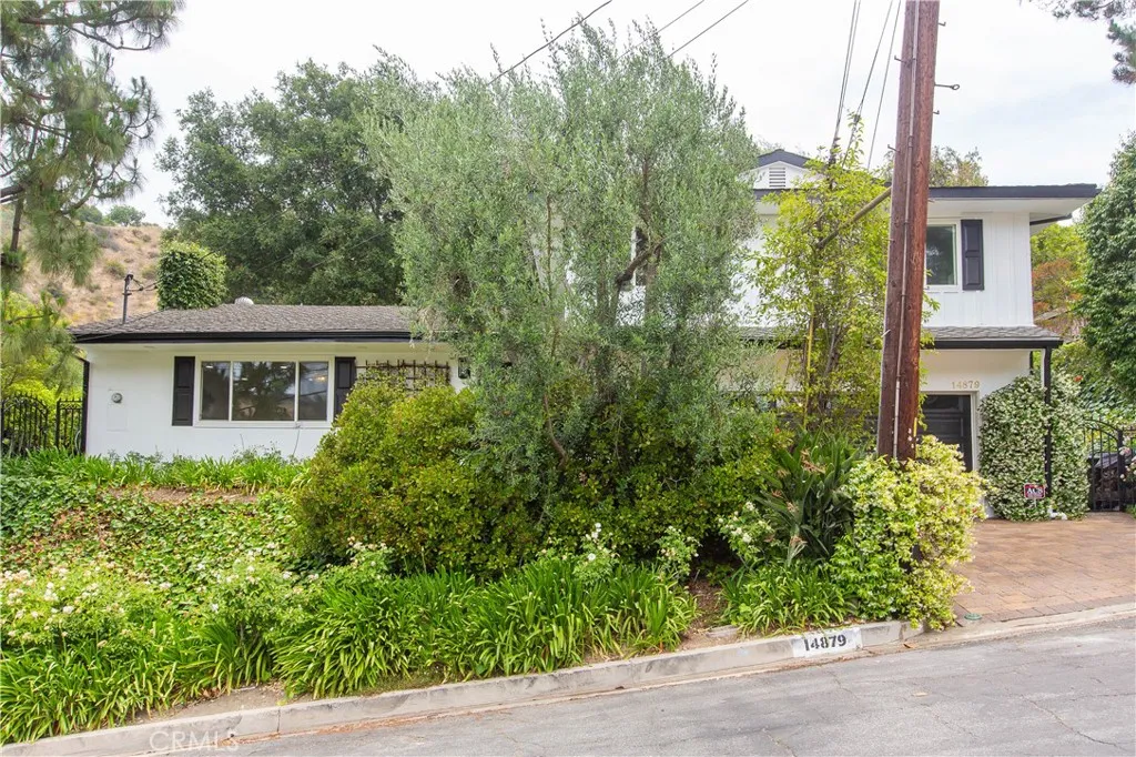 Sherman Oaks, CA 91403