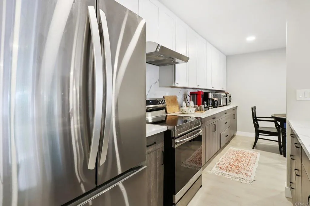 https://cdn.realtyfeed.com/cdn/127/306518576/9250015ba7228f434498d7ae0895b431.webp