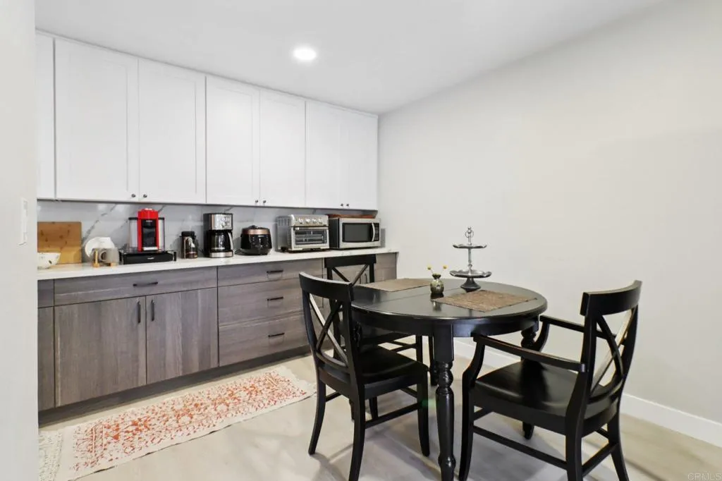 https://cdn.realtyfeed.com/cdn/127/306518576/de515717d9e8d9bc529fdd3b7776a7f4.webp