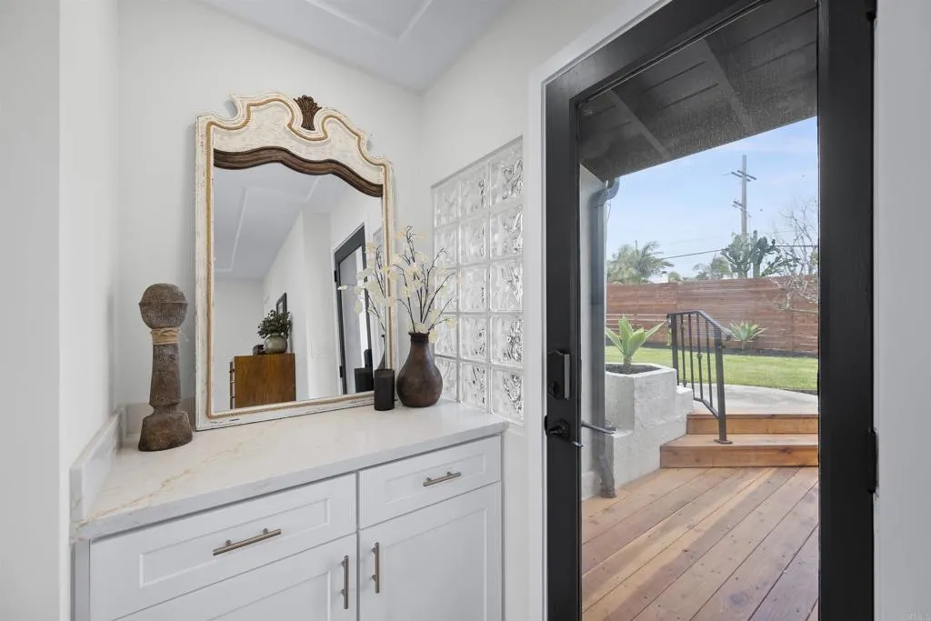 https://cdn.realtyfeed.com/cdn/127/306518580/1aac187a1590cebcaded3919eea36c11.webp