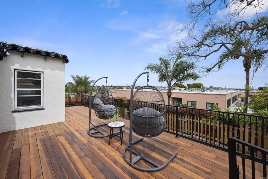 https://cdn.realtyfeed.com/cdn/127/306518580/22ba4f3f8d9bb051700fe24618bccd40.webp