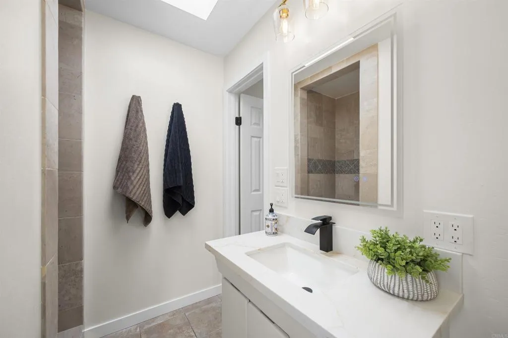 https://cdn.realtyfeed.com/cdn/127/306518580/72d030ed566b44dc392d71c7c5968d5d.webp