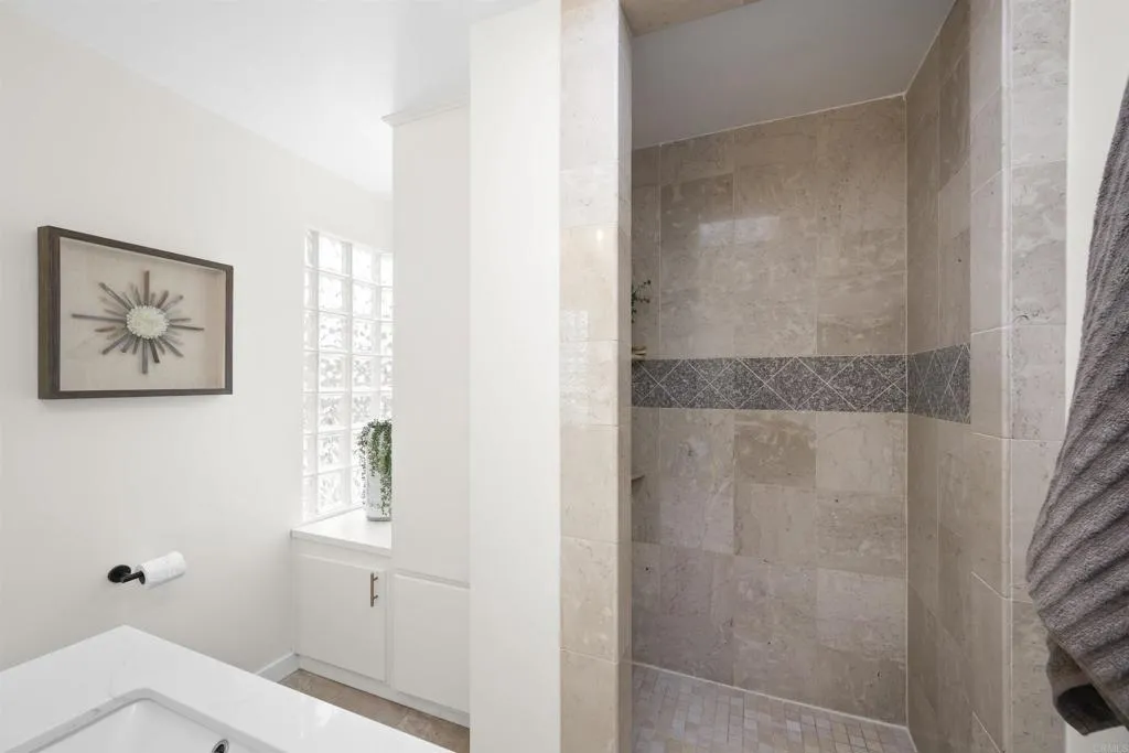 https://cdn.realtyfeed.com/cdn/127/306518580/96317421aad5c7939fd1043a2edfe412.webp