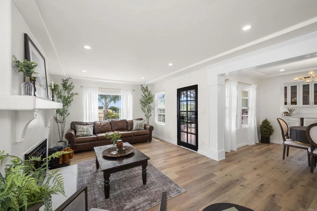 https://cdn.realtyfeed.com/cdn/127/306518580/d591e80f86c009f24e44d4a2b334b368.webp
