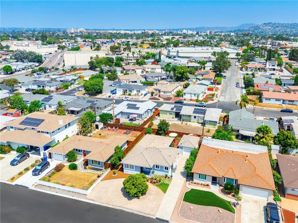 https://cdn.realtyfeed.com/cdn/127/306518585/897d8d090edf80c05e727af7b6df203f.webp