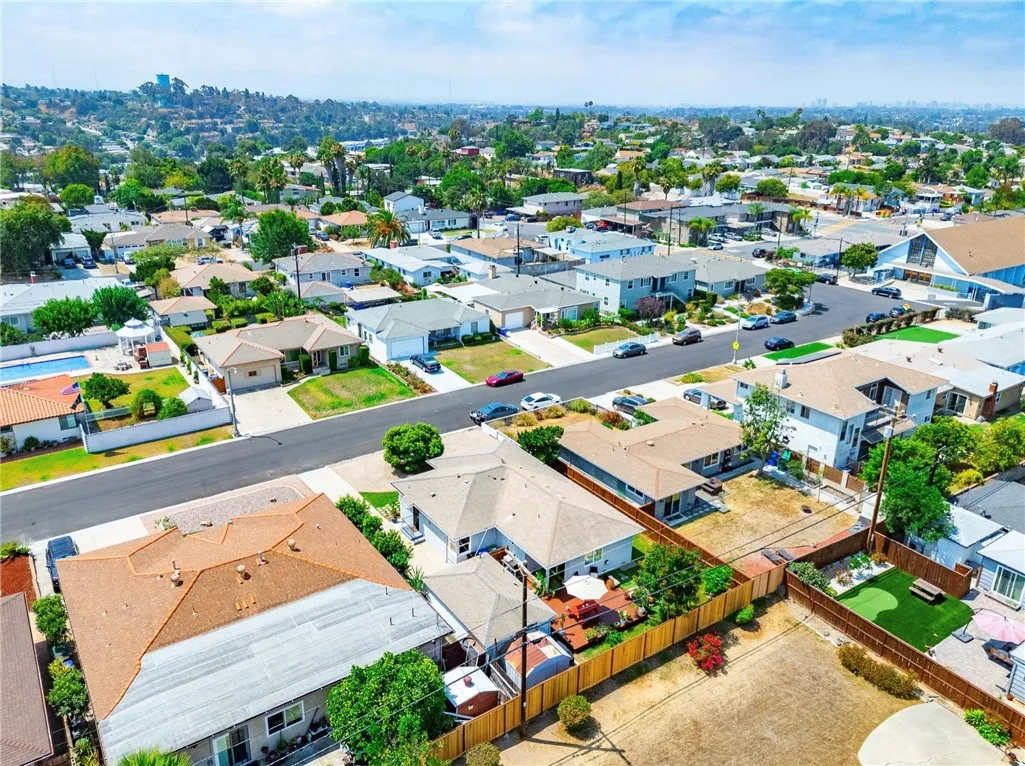 https://cdn.realtyfeed.com/cdn/127/306518585/a453b316be6ef4285f197d3000e9dead.webp
